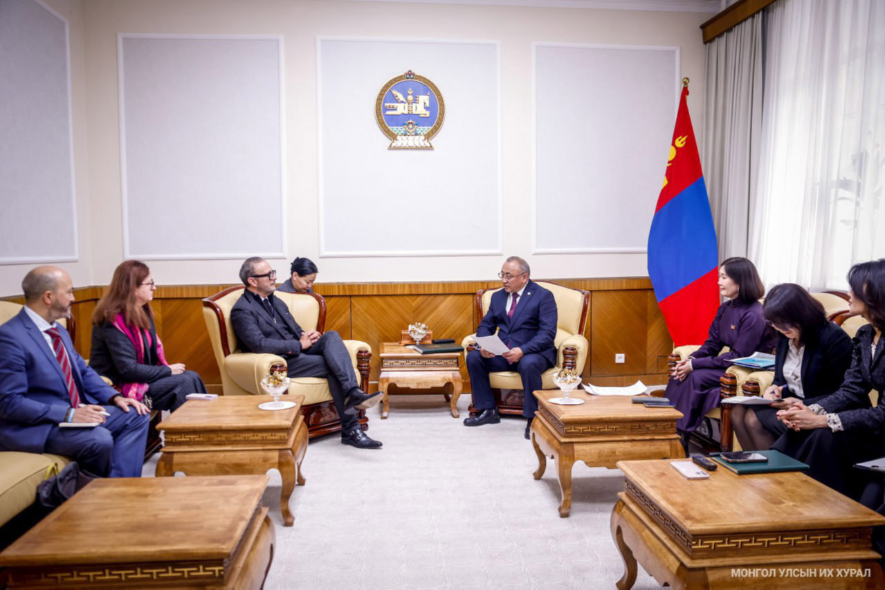 Байнгын хорооны дарга Б.Бейсен Цөлжилттэй тэмцэх тухай НҮБ-ын конвенцын Нарийн бичгийн газрын төлөөлөгчдийг хүлээн авч уулзав